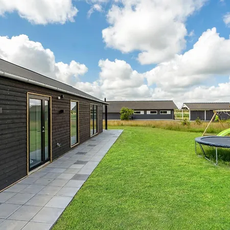 3 Bedroom Beautiful In *